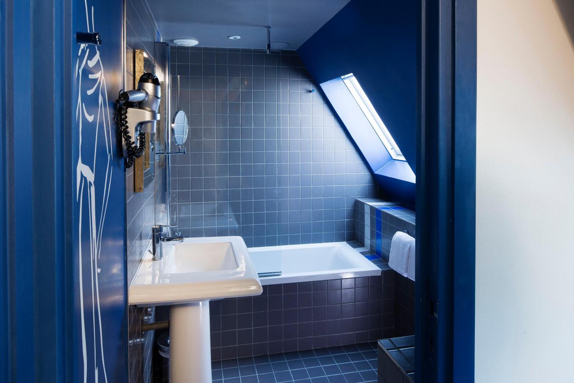 Deluxe Double or Twin Room with Balcony